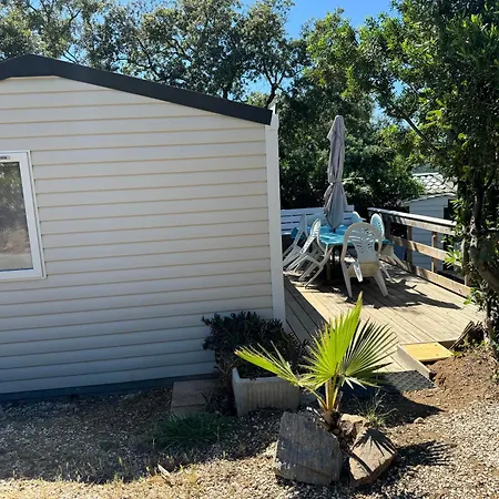 キャンプ場 Chez Flo Mobil-home H13